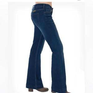 Cowgirl tuff Just tough 30